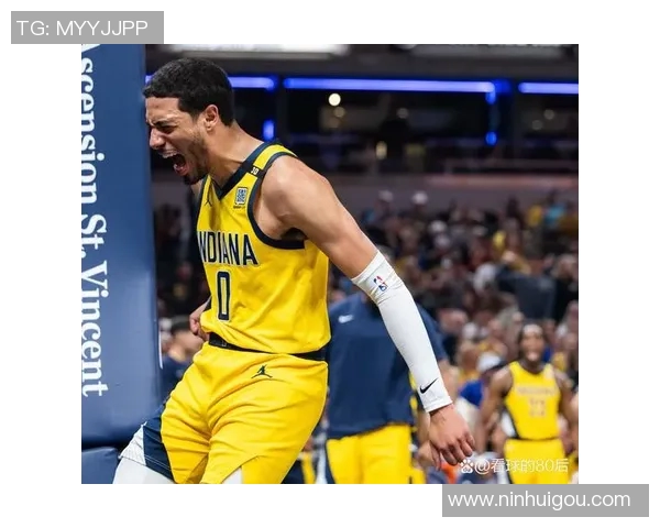 克林特卡佩拉:从默默无闻到NBA篮板之王的奋斗历程与成就 克林特卡佩拉:从默默无闻到NBA篮板之王的奋斗历程与成就